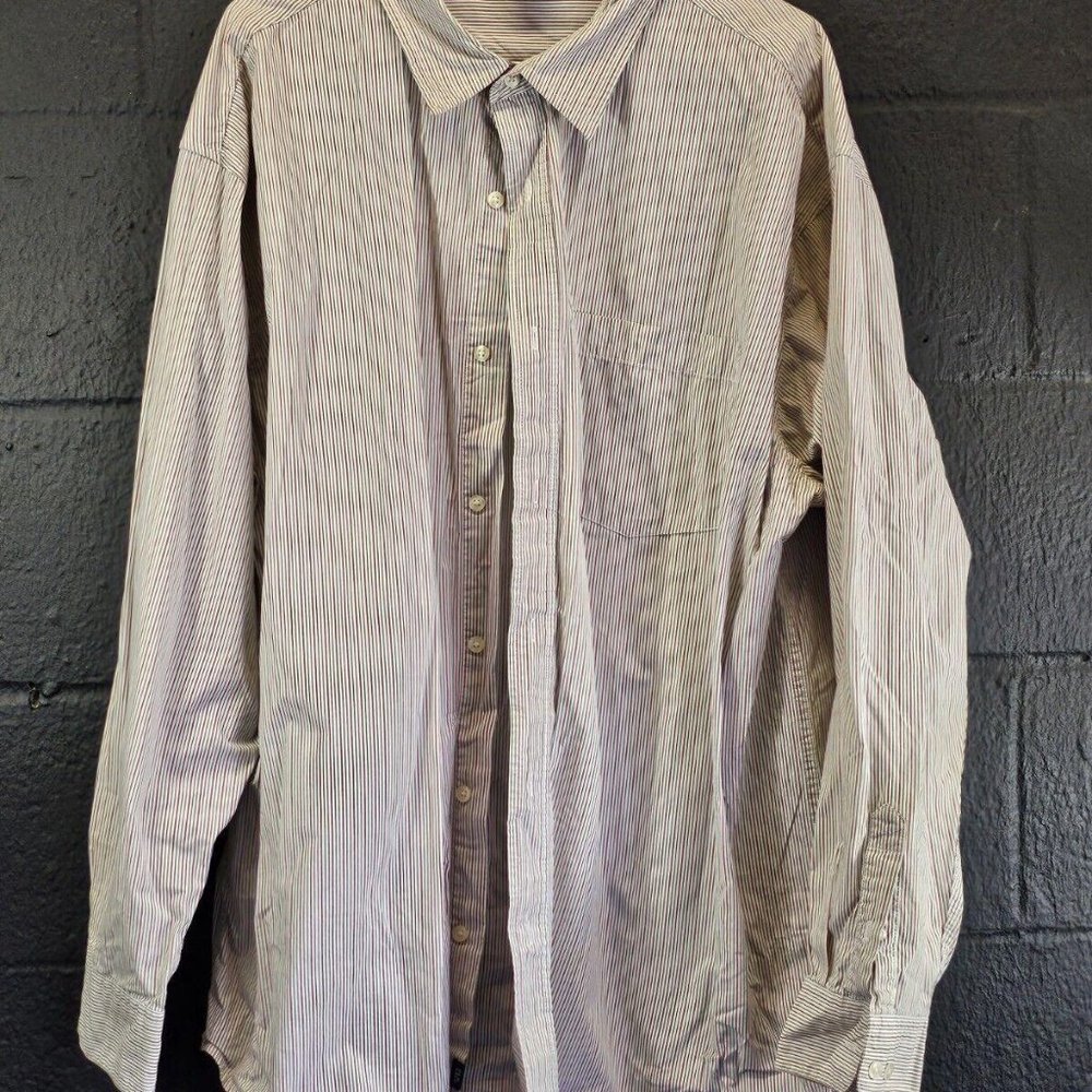 Old Navy Mens Shirt 2XL Red White Stripe Button Down Collar  Slim Fit Cotton